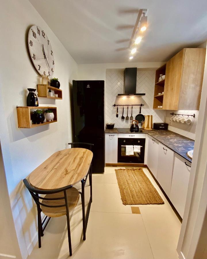 Apartamenty Na Klasztornej Jaslo  Luaran gambar