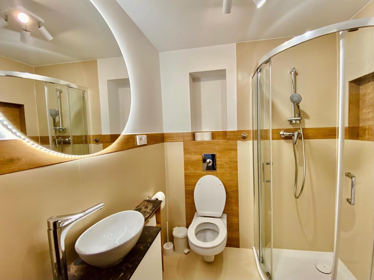 Apartamenty Na Klasztornej Jaslo  Luaran gambar